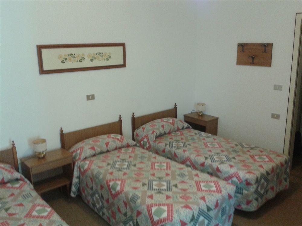 Hotel Rosalpina Riva del Garda Extérieur photo